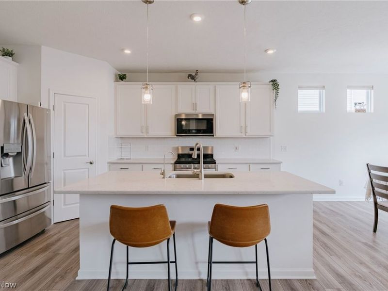 23665 Rebecca Lane, Columbia Station, OH 44028 Photo 7