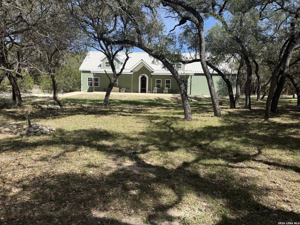 792 alamo beach, Pipe Creek, TX 78063