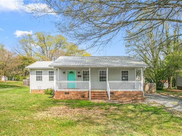 405 E Oakwood Street, Mebane, NC 27302
