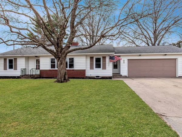 1014 Sunset Drive, Princeton, IL 61356