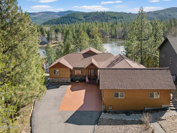 181 Stewart DR, Blanchard, ID 83804