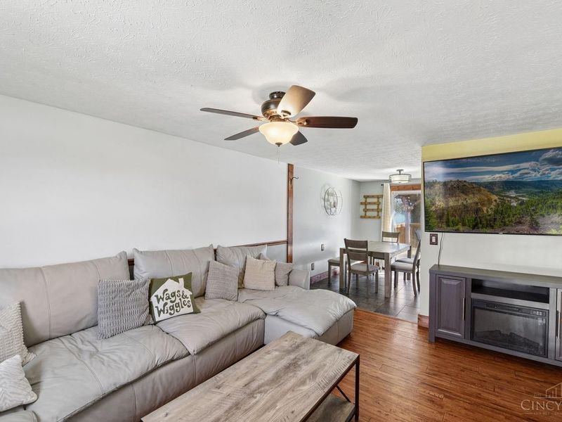 130 Country View Drive, Harrison, OH 45030 Photo 8