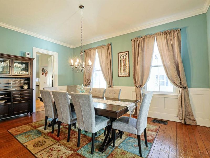 1075 Willow Avenue, Glendale, OH 45246 Photo 13