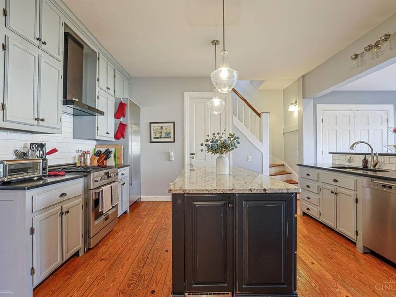 1075 Willow Avenue, Glendale, OH 45246 Photo 15