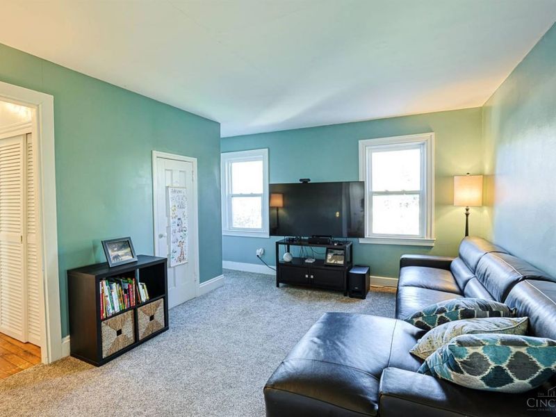 1075 Willow Avenue, Glendale, OH 45246 Photo 38