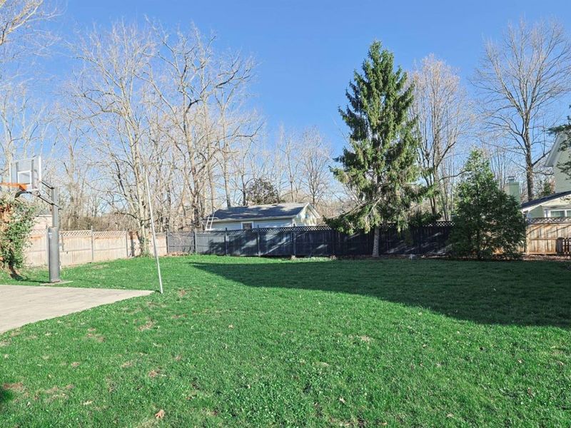 1075 Willow Avenue, Glendale, OH 45246 Photo 47