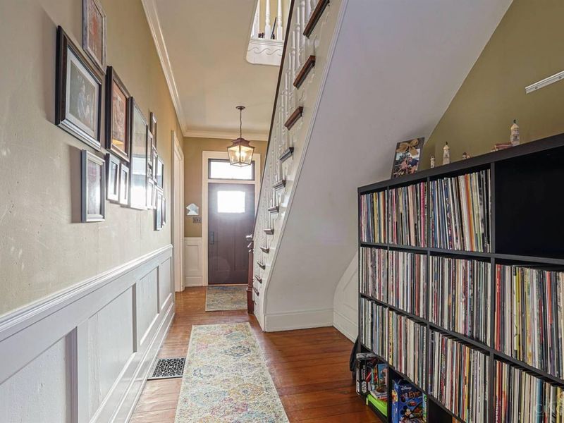 1075 Willow Avenue, Glendale, OH 45246 Photo 7