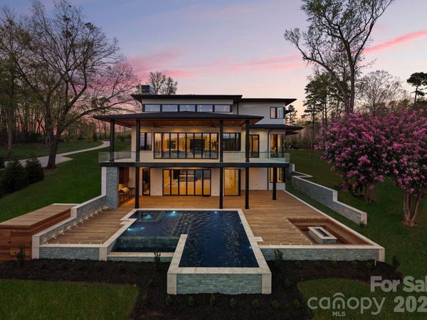 6000 Midsomer Road , Charlotte, NC 28214