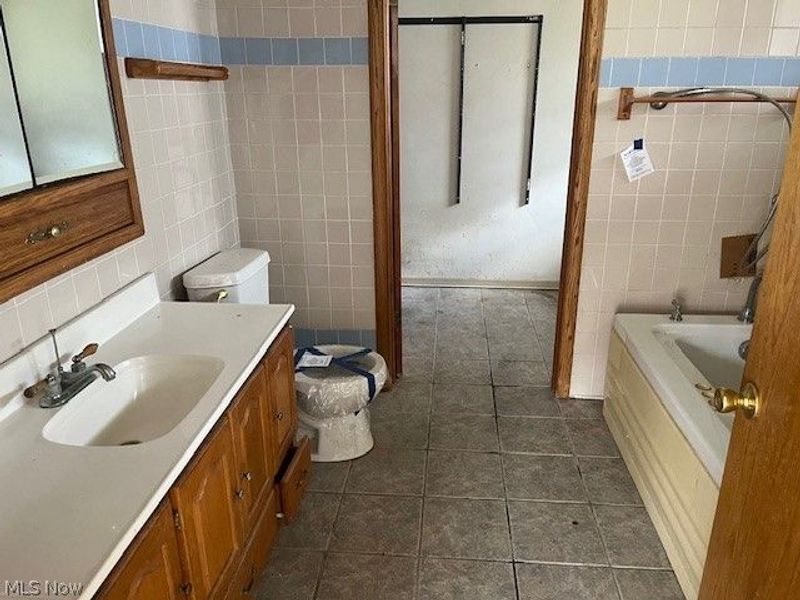 219 W College Street, Scio, OH 43988 Photo 10