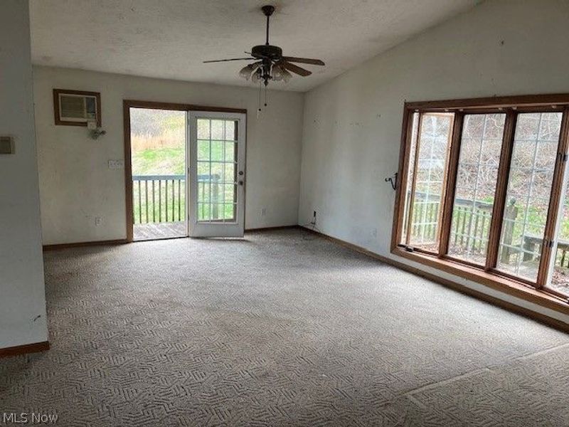 219 W College Street, Scio, OH 43988 Photo 8