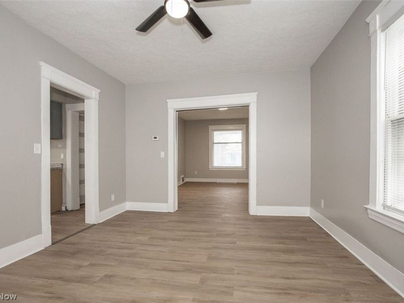 5614 Drake Avenue, Cleveland, OH 44127 Photo 10