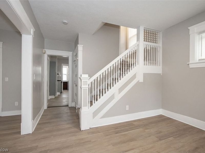 5614 Drake Avenue, Cleveland, OH 44127 Photo 2