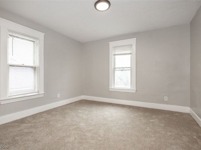 5614 Drake Avenue, Cleveland, OH 44127 Photo 21