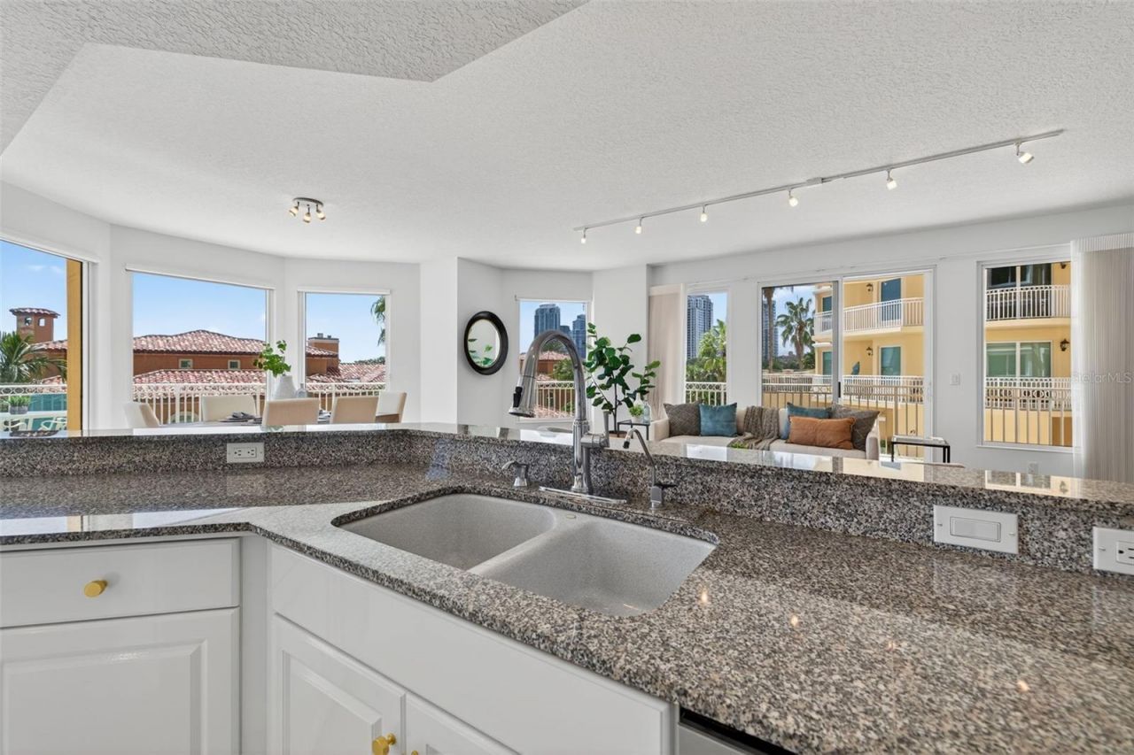 555 5th Avenue Ne, Unit 332, Saint Petersburg, FL 33701 Photo