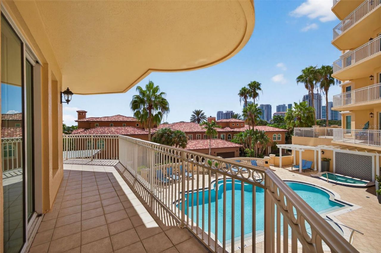 555 5th Avenue Ne, Unit 332, Saint Petersburg, FL 33701 Photo