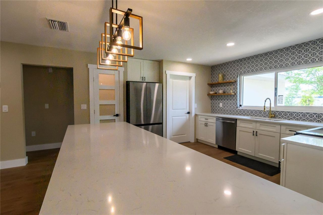 8808 44th Avenue Drive W, Bradenton, FL 34210 Photo