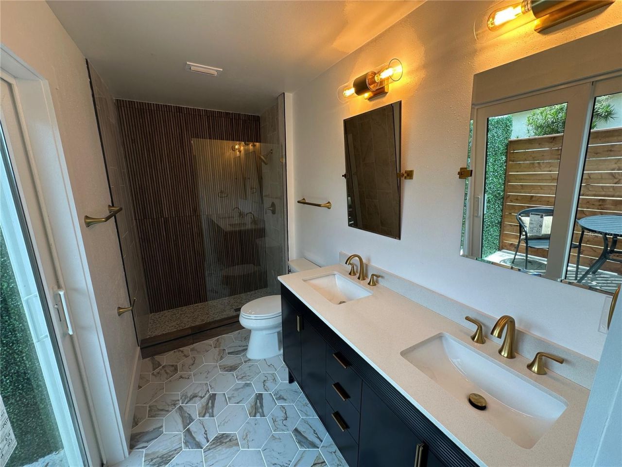 8808 44th Avenue Drive W, Bradenton, FL 34210 Photo