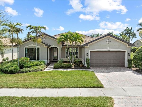 13785 TOMARO STREET , VENICE, FL 34293