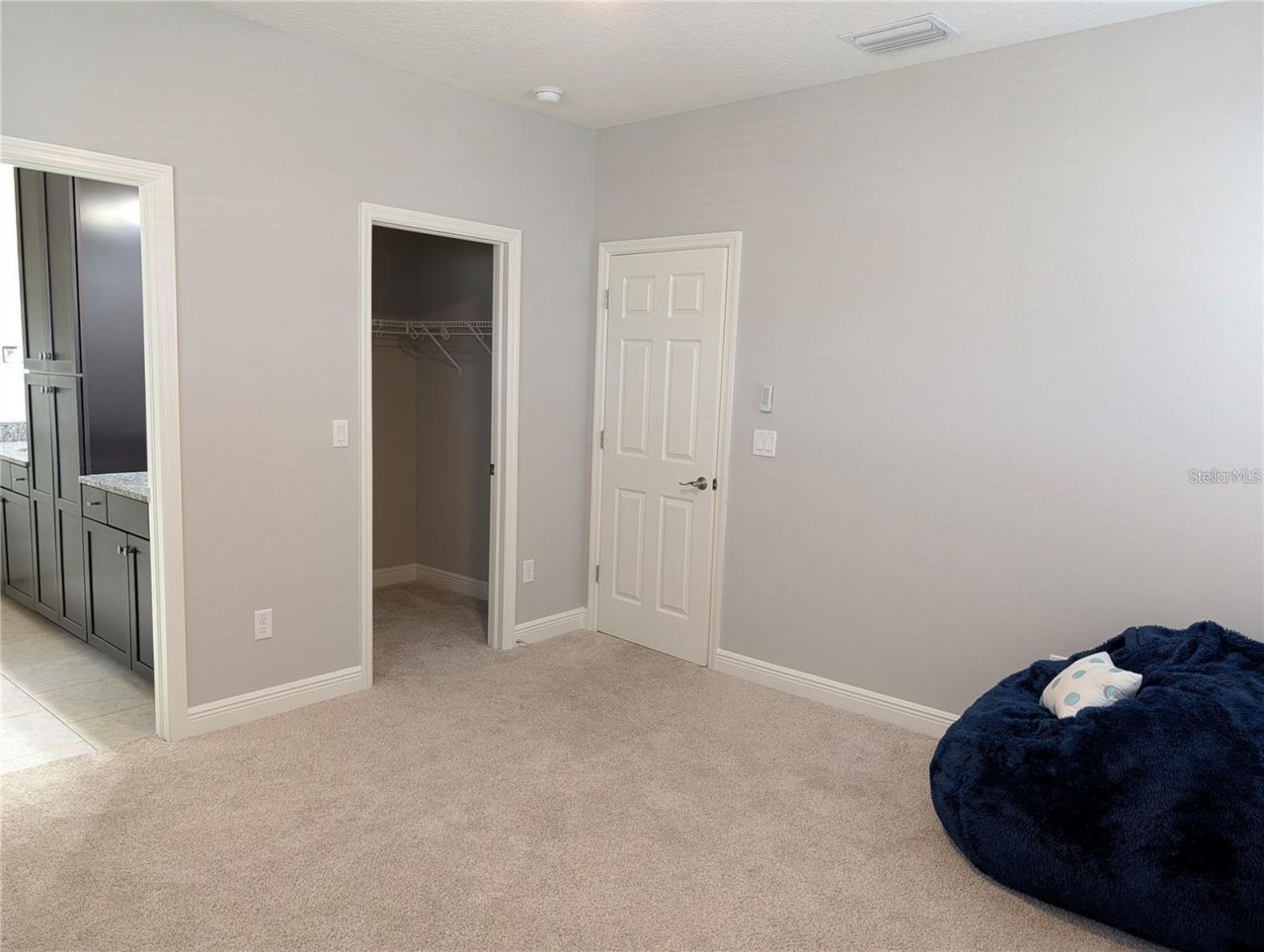 10915 Charmwood Drive , Riverview, FL 33569 Photo