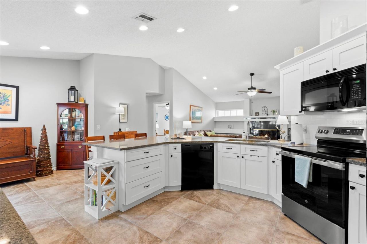 4766 Stoneview Circle, Oldsmar, FL 34677 Photo