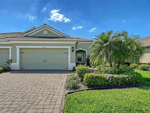 4894 MAYMONT PARK CIRCLE , BRADENTON, FL 34203