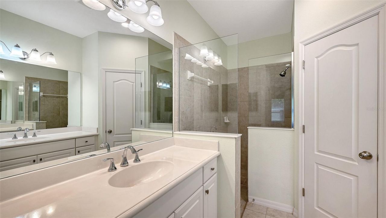 4894 Maymont Park Circle , Bradenton, FL 34203 Photo