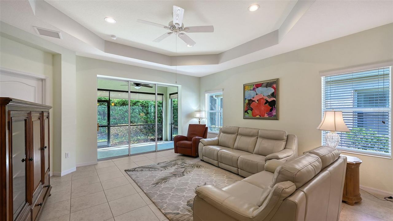 4894 Maymont Park Circle , Bradenton, FL 34203 Photo