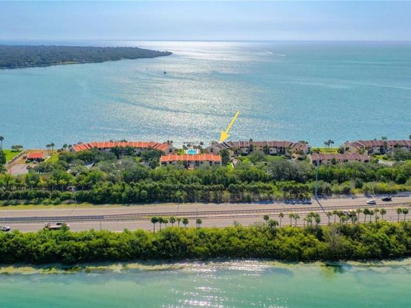 7520 SUNSHINE SKYWAY LANE S, Unit T18, ST PETERSBURG, FL 33711