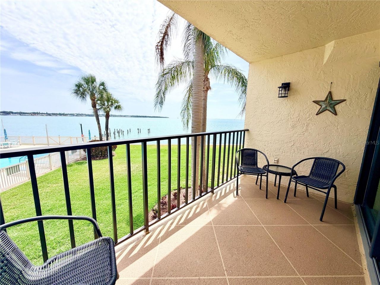 7520 Sunshine Skyway Lane S, Unit T18, Saint Petersburg, FL 33711 Photo