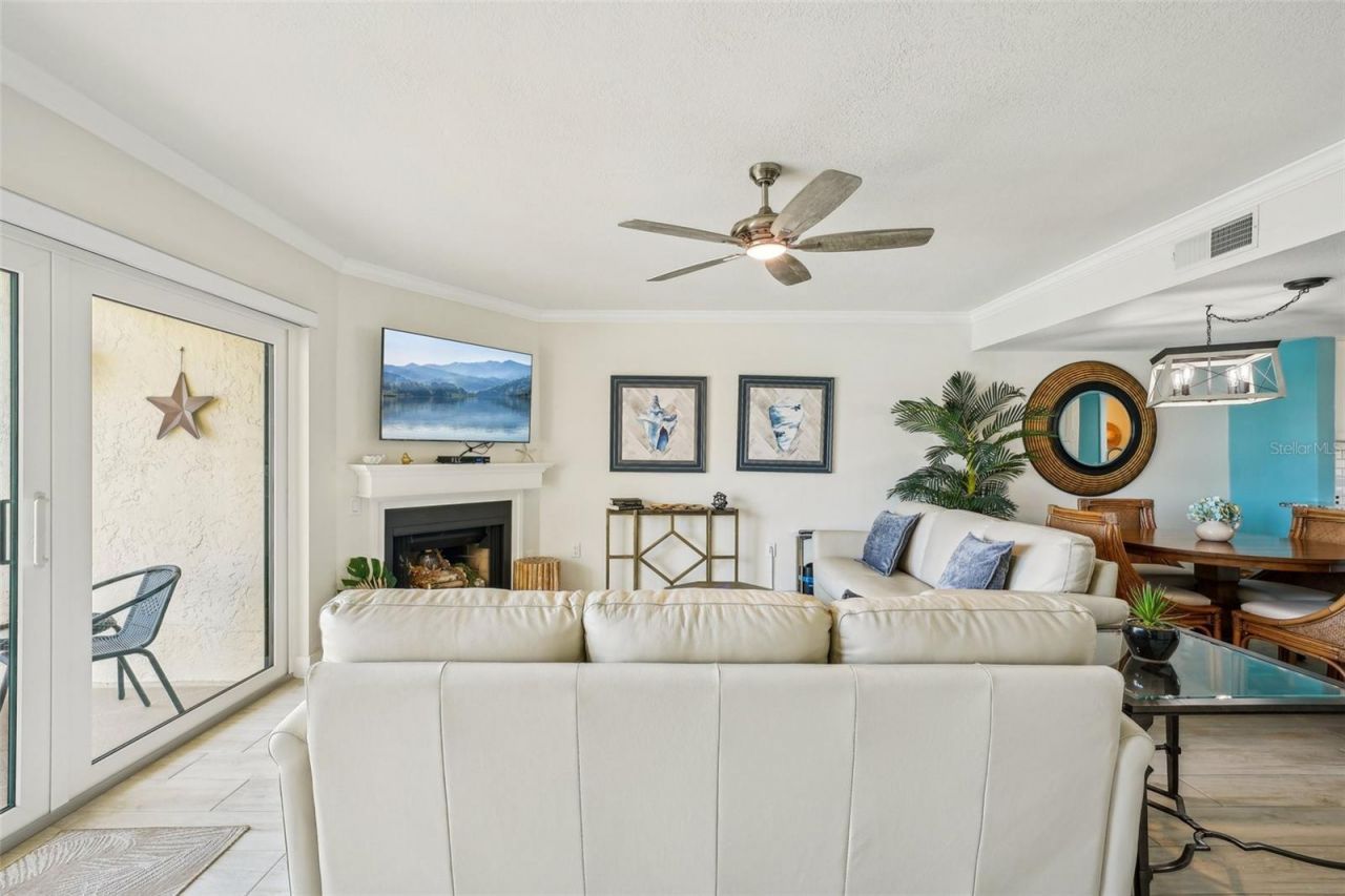 7520 Sunshine Skyway Lane S, Unit T18, Saint Petersburg, FL 33711 Photo