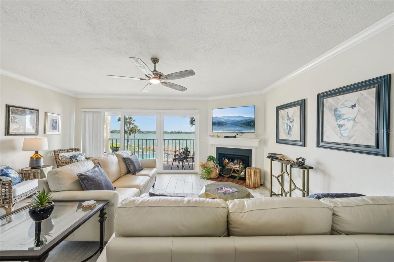 7520 Sunshine Skyway Lane S, Unit T18, Saint Petersburg, FL 33711 Photo