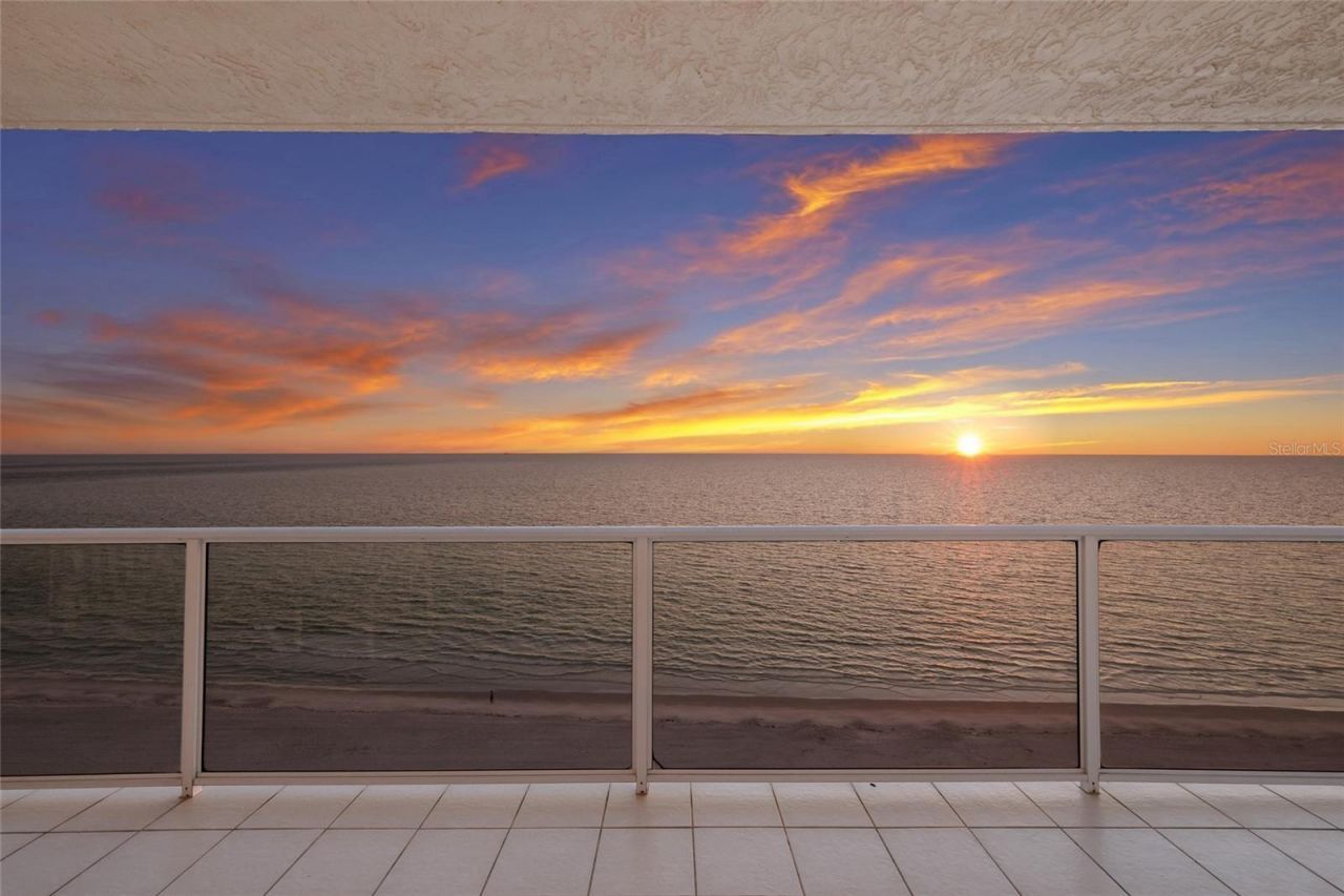 1800 Benjamin Franklin Drive, Unit B1006, Sarasota, FL 34236 Photo