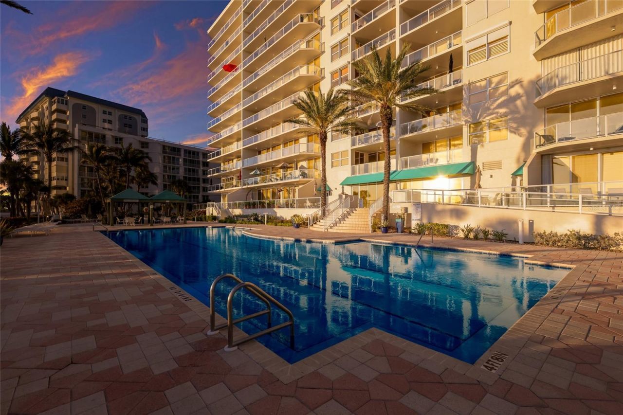 1800 Benjamin Franklin Drive, Unit B1006, Sarasota, FL 34236 Photo