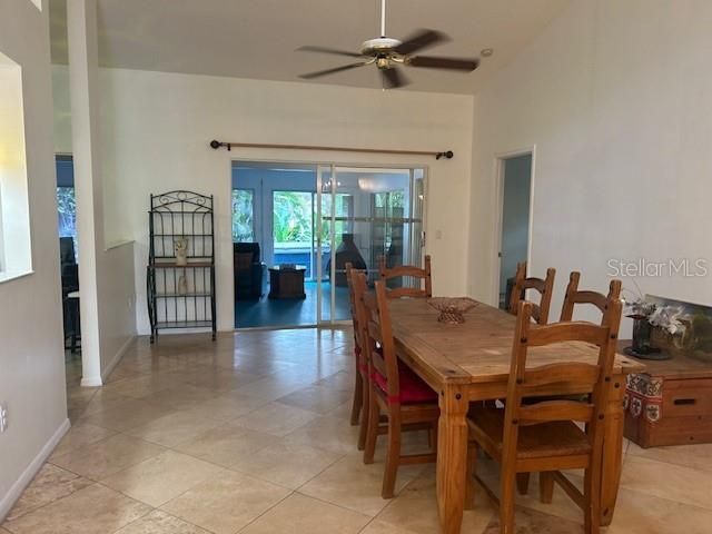 7715 33rd Lane E, Sarasota, FL 34243 Photo