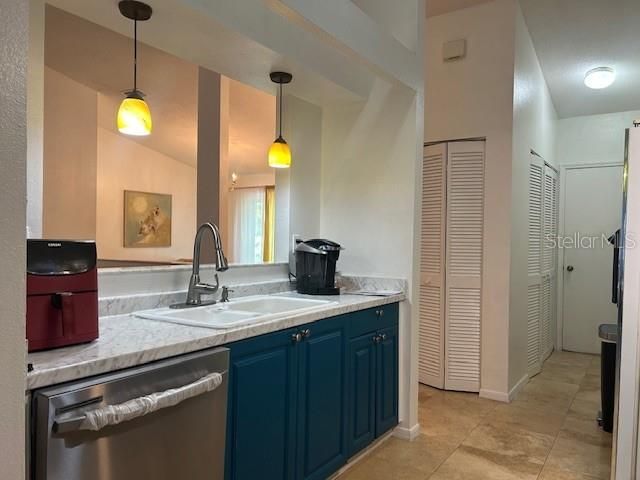 7715 33rd Lane E, Sarasota, FL 34243 Photo