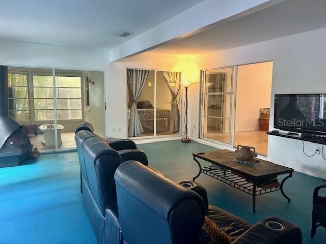 7715 33rd Lane E, Sarasota, FL 34243 Photo