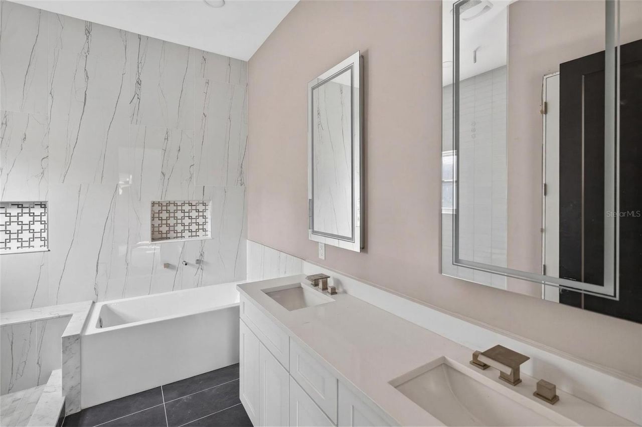 2935 Helen Avenue, Orlando, FL 32804 Photo