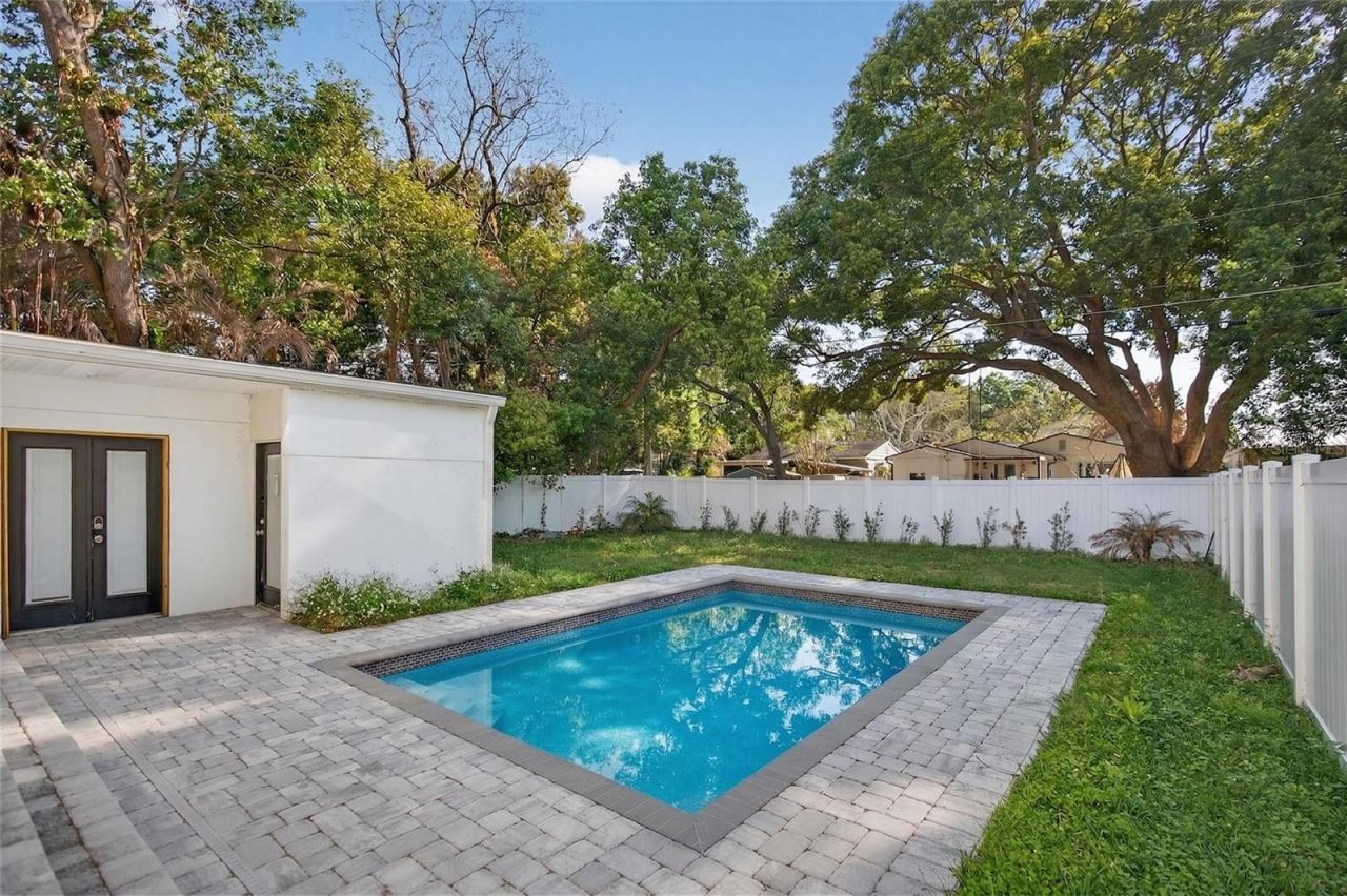 2935 Helen Avenue, Orlando, FL 32804 Photo