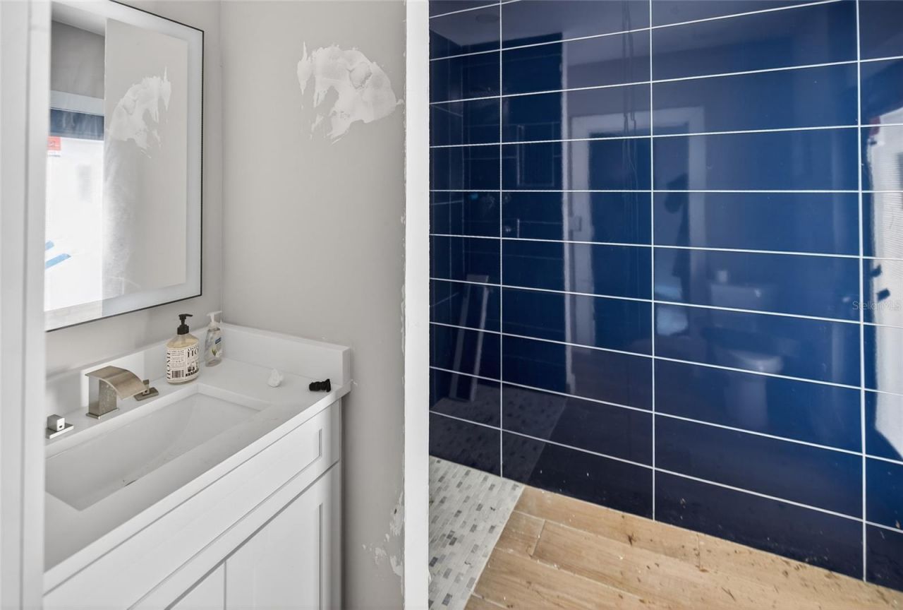 2935 Helen Avenue, Orlando, FL 32804 Photo