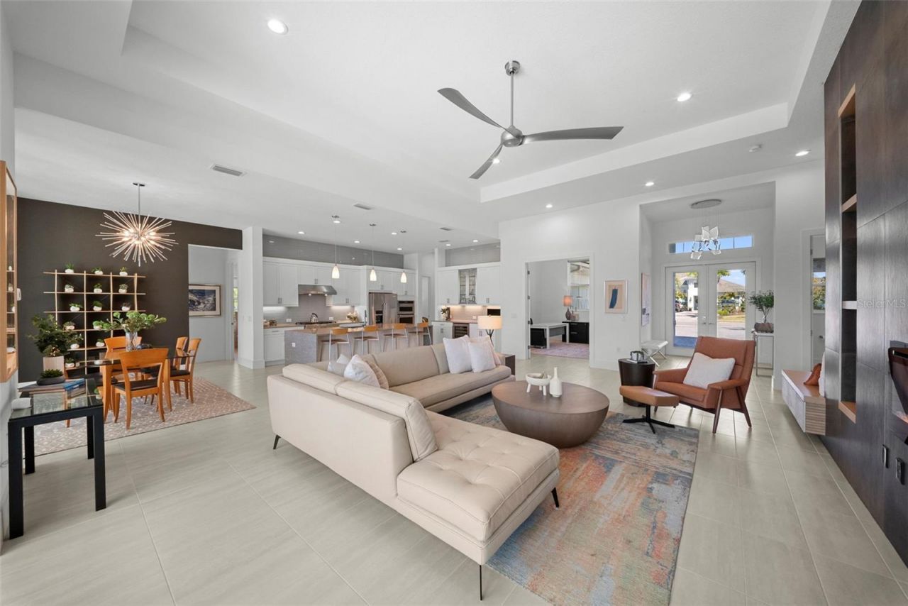 16826 Clearlake Avenue, Lakewood Ranch, FL 34202 Photo