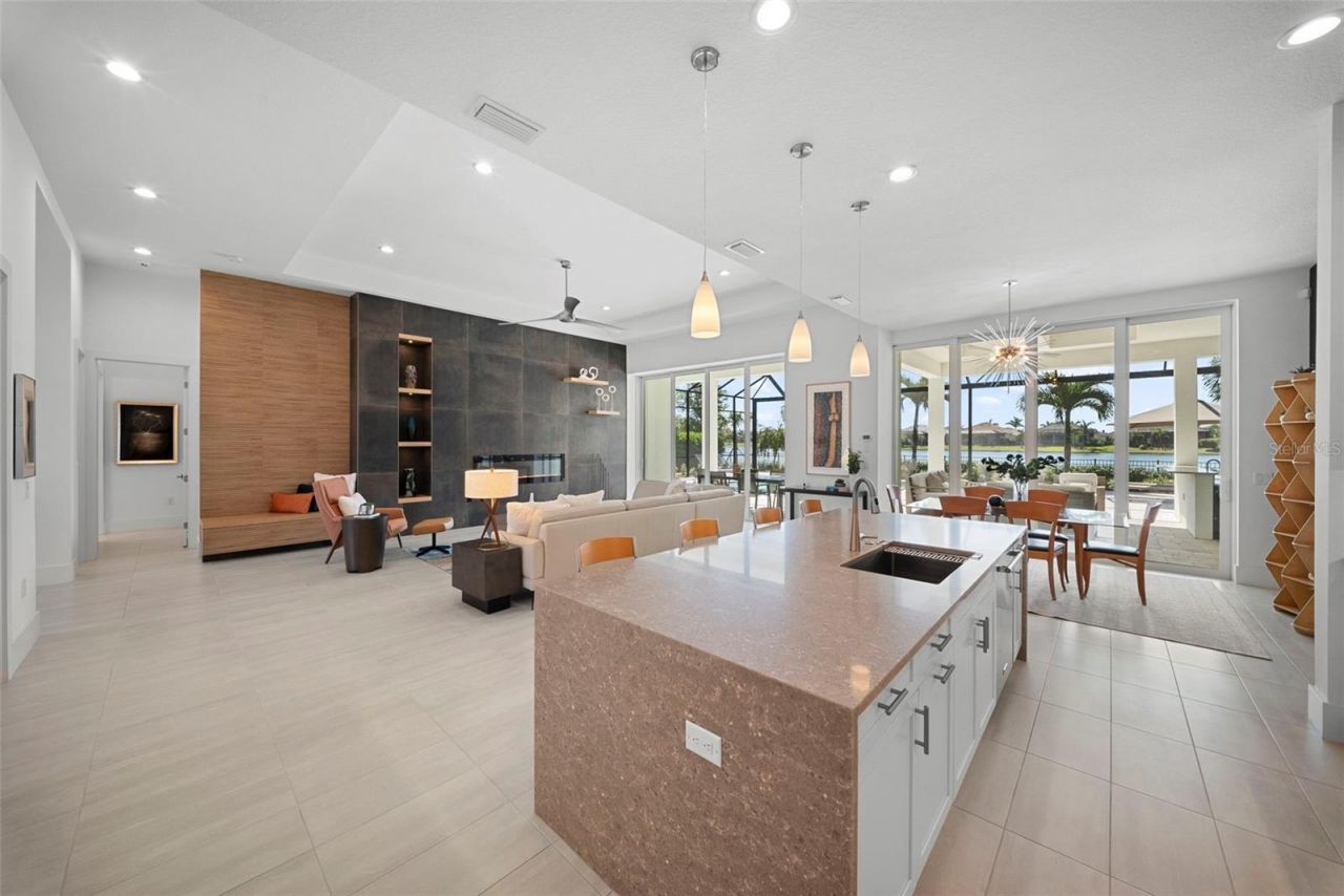 16826 Clearlake Avenue, Lakewood Ranch, FL 34202 Photo