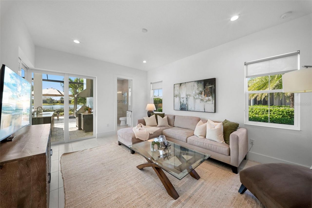 16826 Clearlake Avenue, Lakewood Ranch, FL 34202 Photo