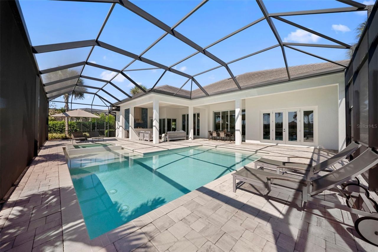 16826 Clearlake Avenue, Lakewood Ranch, FL 34202 Photo