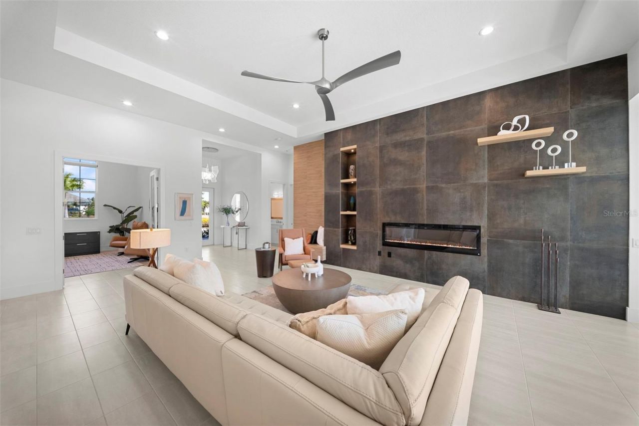 16826 Clearlake Avenue, Lakewood Ranch, FL 34202 Photo