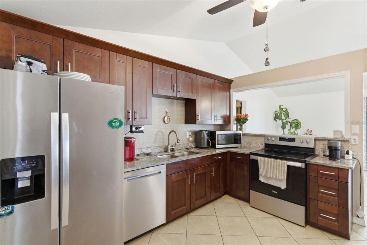 3706 NW 1st Terrace, Cape Coral, FL 33993 Photo