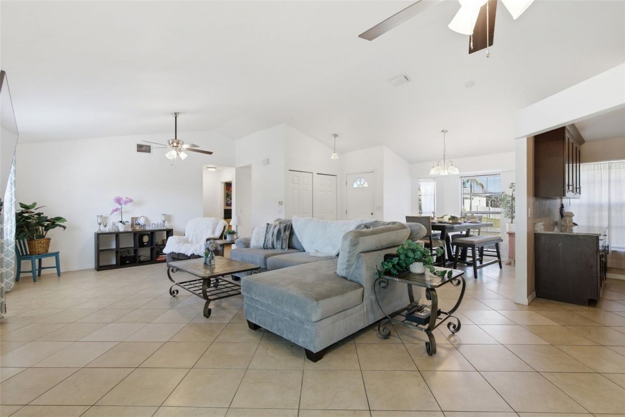 3706 NW 1st Terrace, Cape Coral, FL 33993 Photo