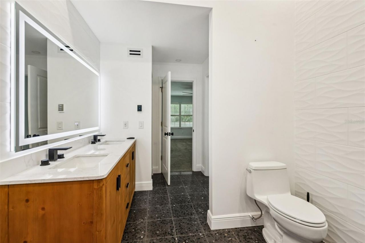 490 Hidden Ridge Drive , Deltona, FL 32725 Photo