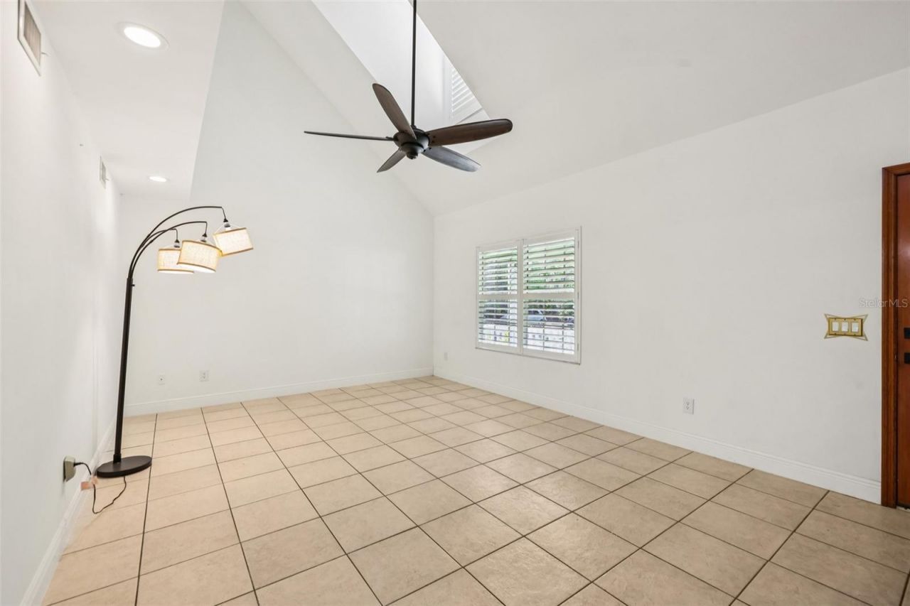 490 Hidden Ridge Drive , Deltona, FL 32725 Photo
