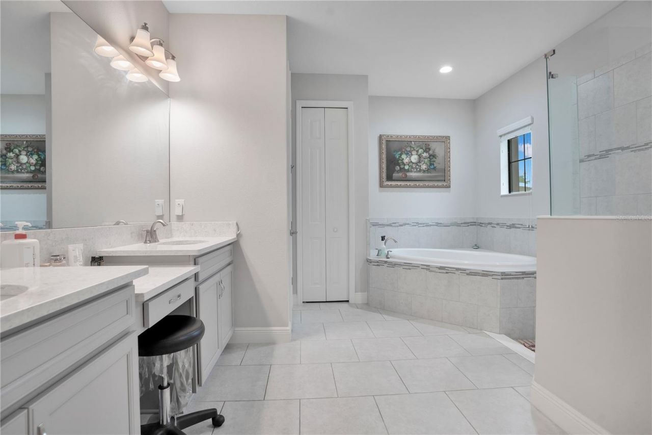 21914 Butterfly Kiss Drive , Land O Lakes, FL 34637 Photo