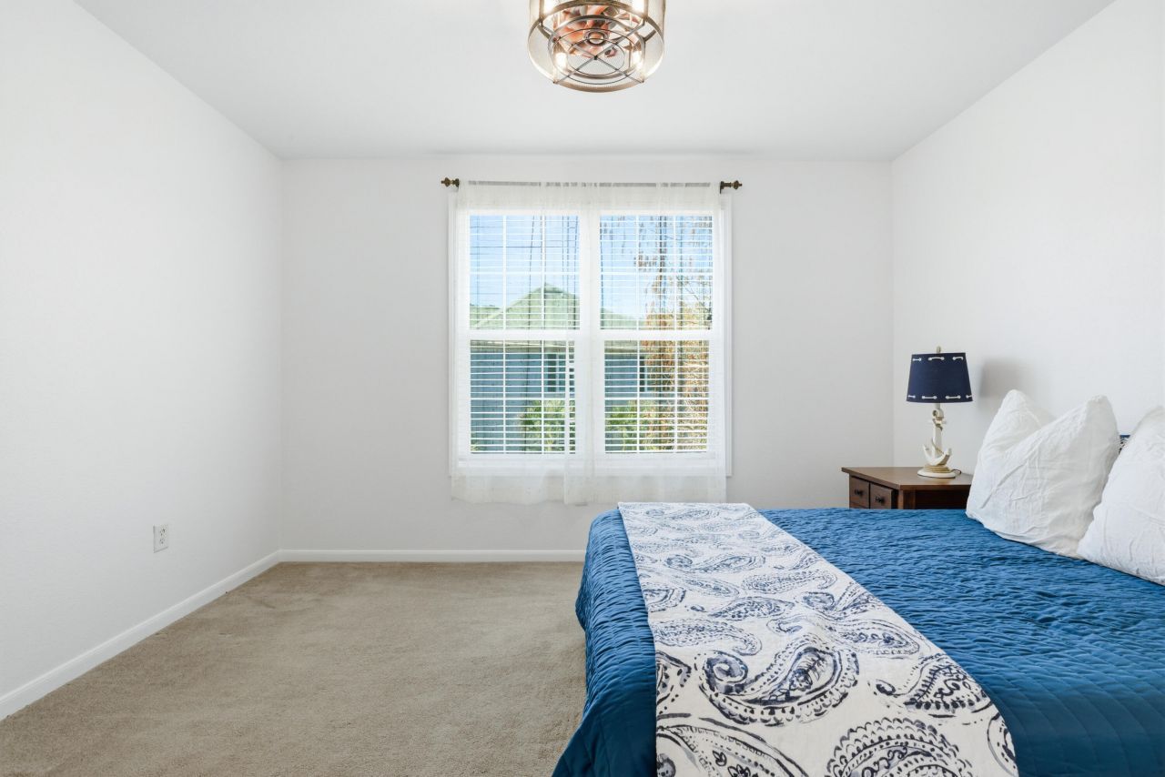 60 Fenwick Hall Allee Alley Photo 21